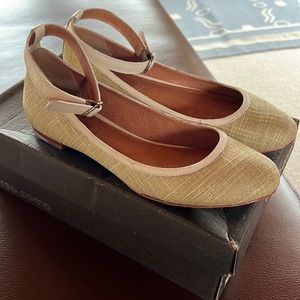Corso Como “February” Metallic Linen Flat